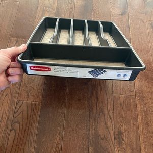 Rubbermaid silverware holder